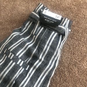 Who What Wear Pants - NWT Who What Wear | Striped Pants Who What Wear Pants - NWT Who What Wear | Striped Pants